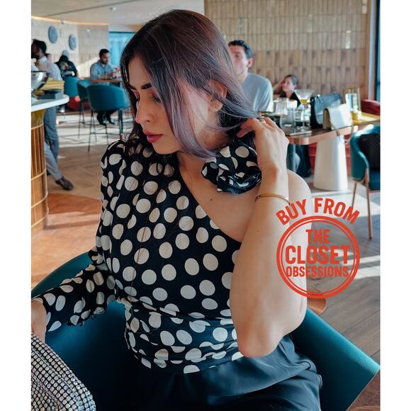 MANGO Asymmetrical Polka Dot Satin Blouse ✨🖤🤍 NWT - Picture 13 of 16